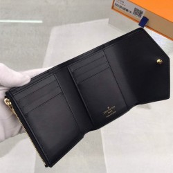 V Monogram - Wallet