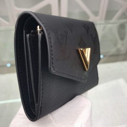 V Monogram - Wallet