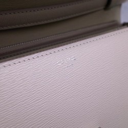 Classic Box Medium Bag
