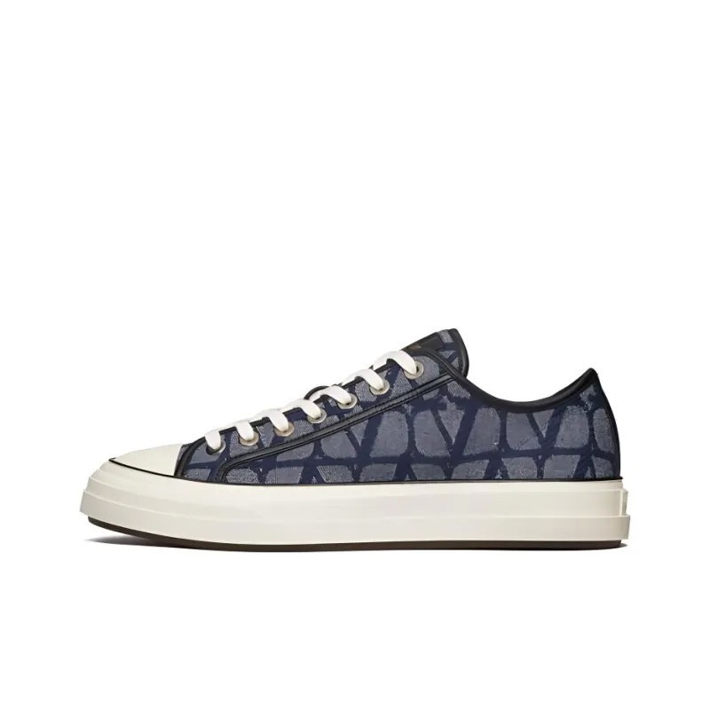 VL7N Toile Iconographe Print Low Top Sneakers VL7N Toile Iconographe Print Low Top Sneakers