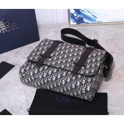 Messenger Bag Oblique Jacquard