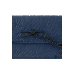 LIV Steamer Wearable Wallet