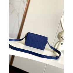 LIV Steamer Wearable Wallet