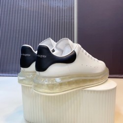 Oversized Sneaker