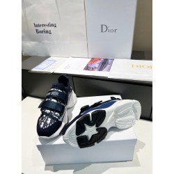D Wonder Low Deep Blue White (Women’s)