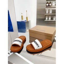 B*RBRY Logo Slippers