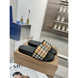B*RBRY Vintage Check Slide Slippers
