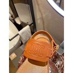 Clea Triomphe Slippers (Women’s)