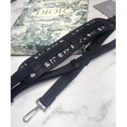 Safari Messenger Oblique Bag