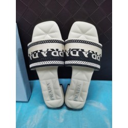 Embroidered Fabric Slippers (Women’s)