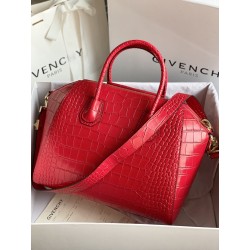 Antigona Medium Croc Embossed
