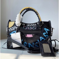 City Classic Graffiti Handbag