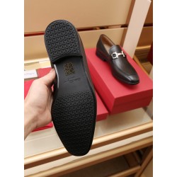 Gancini Ornament Loafer (Men’s)
