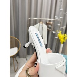 Heeled Slide (Women’s)