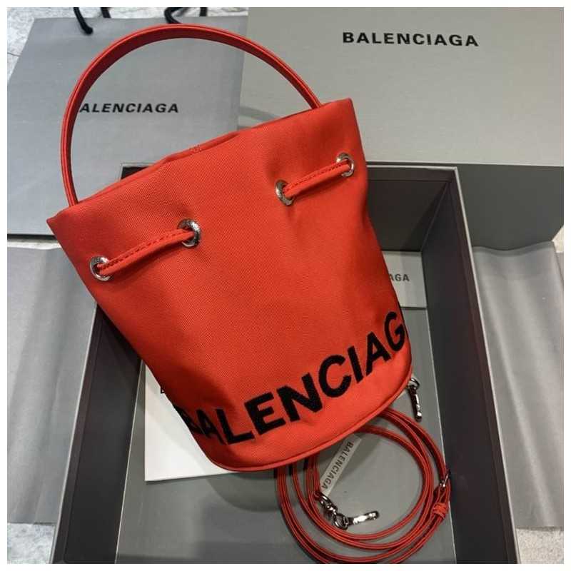 Wheel XS Bucket Bag