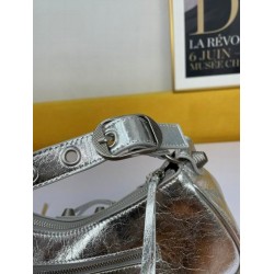 Le Cagole Small Shoulder bag