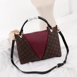 V Tote MM Bag