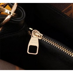 Double V Bag