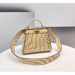 Peekaboo Vertigo - Handbag