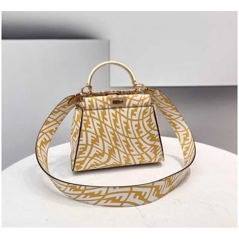 Peekaboo Vertigo - Handbag
