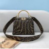 Peekaboo Vertigo - Handbag