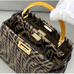 Peekaboo Vertigo - Handbag