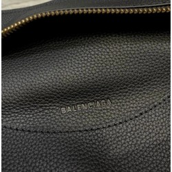 Neo Classic City Handbag