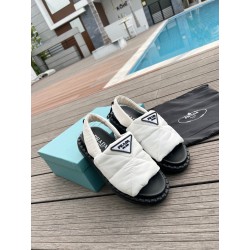 Padded Sandals (Women’s)
