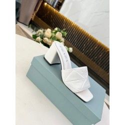Quilted Logo Pump (Women’s)