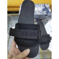 Revolution Slippers (Women’s)