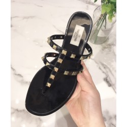 Rockstud Slippers (Women’s)
