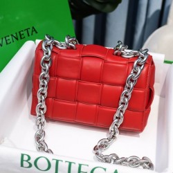The Chain Cassette Shoulder Bag