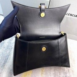Downtown Chain Shoulder Bag