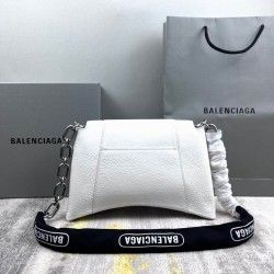 Downtown Chain Shoulder Bag
