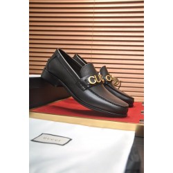 Logo Leather Loafer (Men’s)