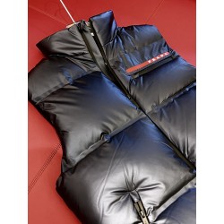 Re-Nylon Sleeveless Jacket