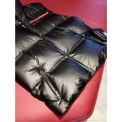 Re-Nylon Sleeveless Jacket