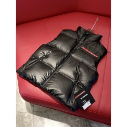 Re-Nylon Sleeveless Jacket