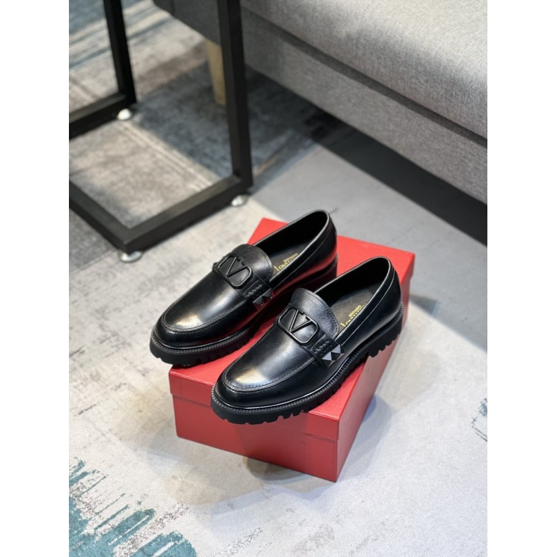 Stud Sign Loafers (Men's)