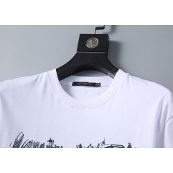 Graffiti Chest Logo T-shirt