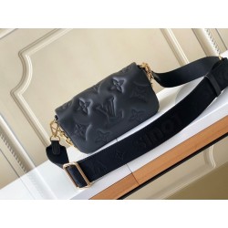 Wallet On Strap Bubblegram Monogram