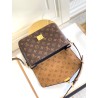 Metis Pochette Monogram Reverse