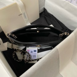 Quilted Leather 31 Mini Top Handle