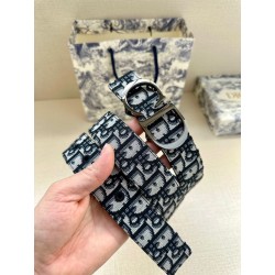 Oblique Jacquard Belt