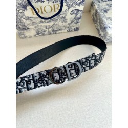 Oblique Jacquard Belt