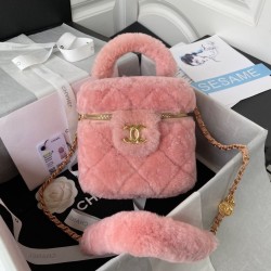 Shearling Quilted Small Vanity Case