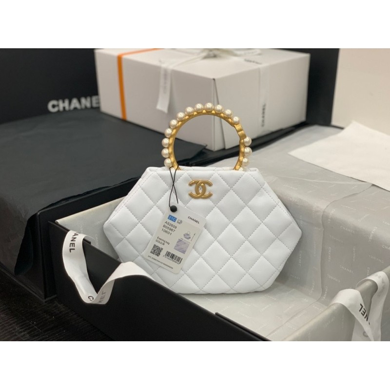 Quilted Pearl Handle Clutch Bag