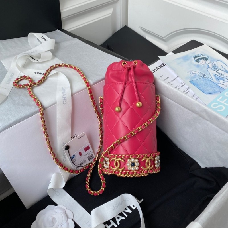Quilted Drawstring Pearl Flower Bucket Bag