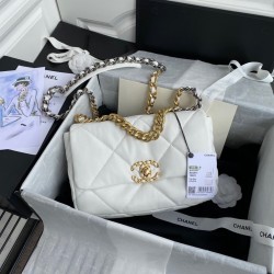 19 Flap Bag Medium In Leather