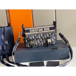 D-camp Small Messenger Bag